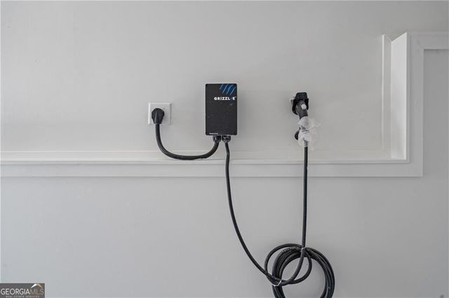 7410 Crestline Drive, Dawsonville, GA 30534