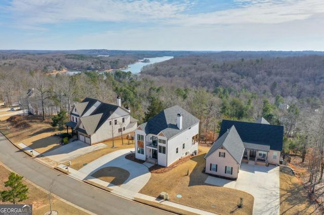 7410 Crestline Drive, Dawsonville, GA 30534