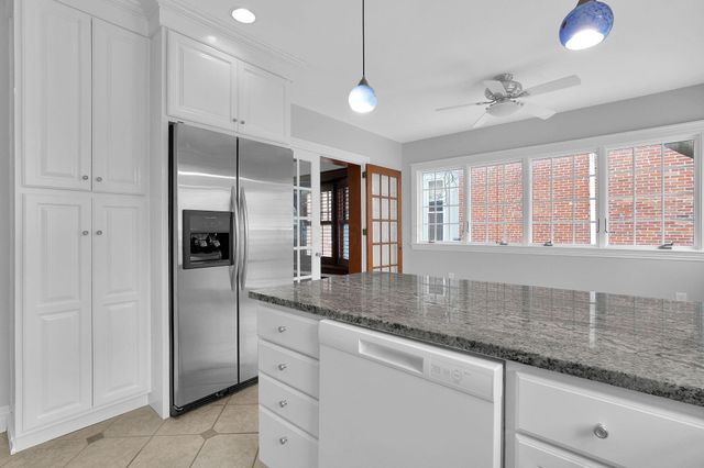 325 W 6th Avenue, Columbus, OH 43201