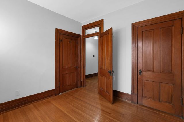 325 W 6th Avenue, Columbus, OH 43201