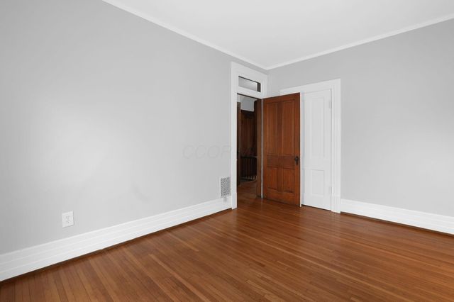 325 W 6th Avenue, Columbus, OH 43201