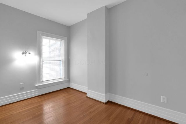 325 W 6th Avenue, Columbus, OH 43201