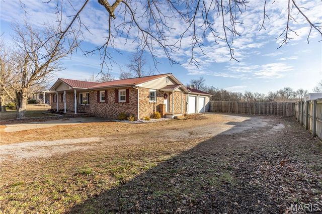 109 Lynn Street, Sikeston, MO 63801