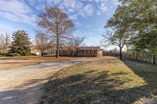 109 Lynn Street, Sikeston, MO 63801