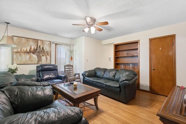 5707 N 36th STREET, Milwaukee, WI 53209