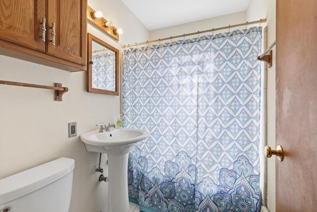 5707 N 36th STREET, Milwaukee, WI 53209