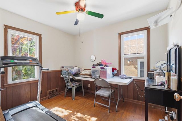 5707 N 36th STREET, Milwaukee, WI 53209