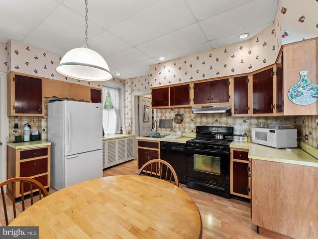 1001 E WILLOW GROVE AVE, Glenside, PA 19038