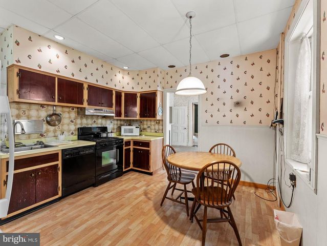 1001 E WILLOW GROVE AVE, Glenside, PA 19038