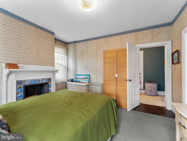 1001 E WILLOW GROVE AVE, Glenside, PA 19038