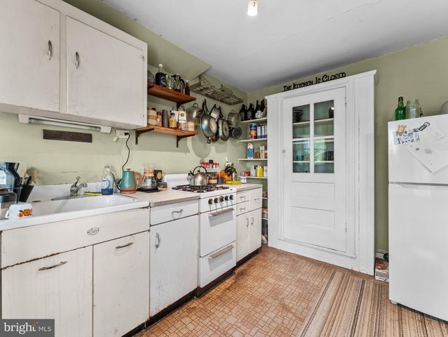 1001 E WILLOW GROVE AVE, Glenside, PA 19038