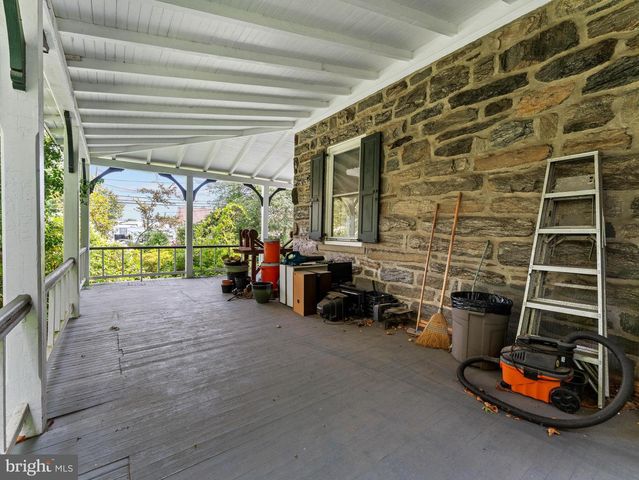 1001 E WILLOW GROVE AVE, Glenside, PA 19038