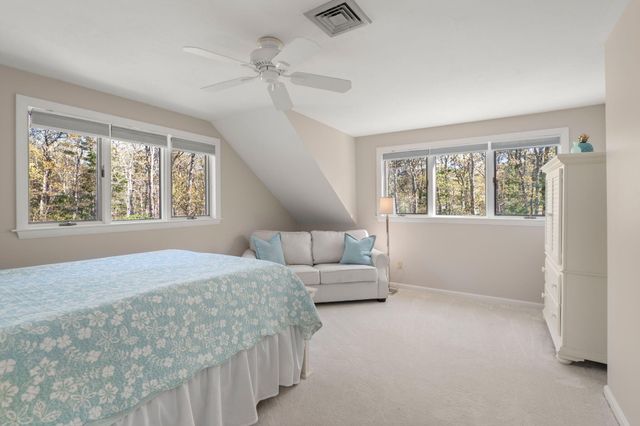 26 Driftwood Circle, Mashpee, MA 02649