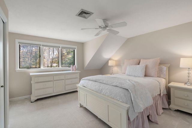 26 Driftwood Circle, Mashpee, MA 02649