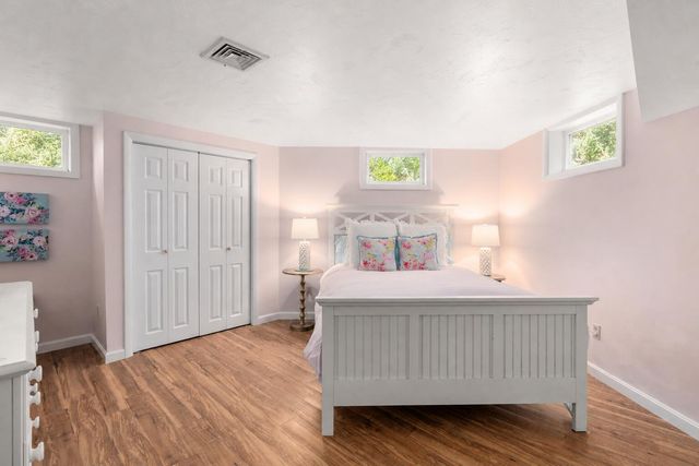 26 Driftwood Circle, Mashpee, MA 02649