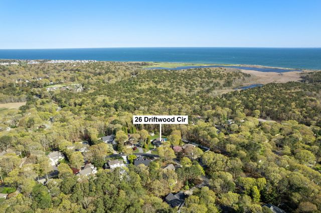 26 Driftwood Circle, Mashpee, MA 02649
