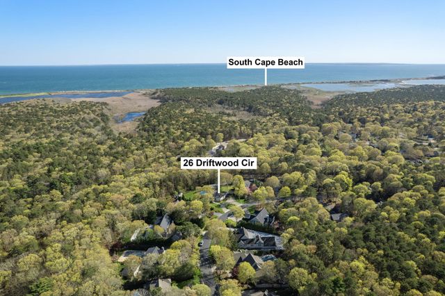 26 Driftwood Circle, Mashpee, MA 02649