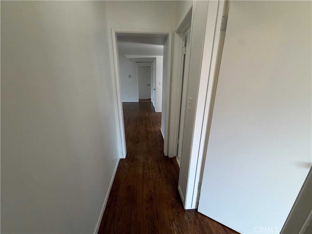 Image 15 of property listing at 7942 Northgate Avenue, Canoga Park, CA 91304