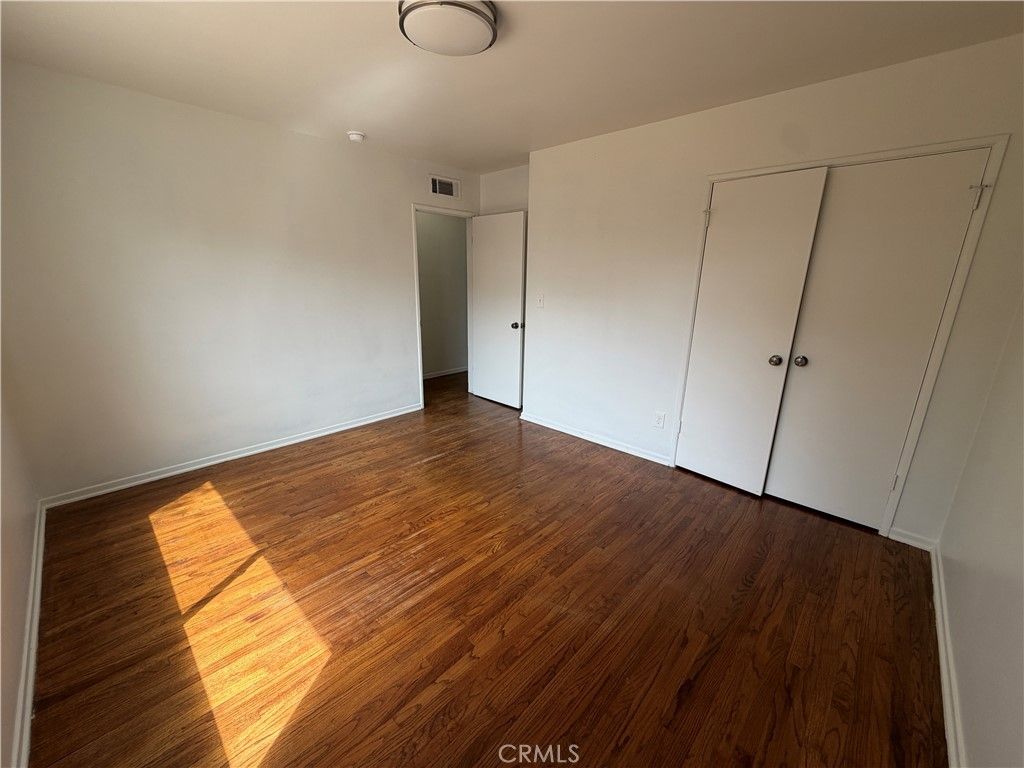 Image 21 of property listing at 7942 Northgate Avenue, Canoga Park, CA 91304