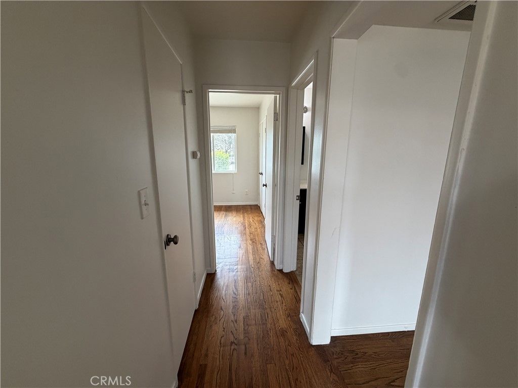Image 23 of property listing at 7942 Northgate Avenue, Canoga Park, CA 91304
