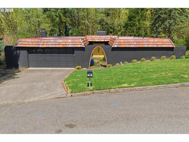 6011 Sw SALMON St, Portland, OR 97221