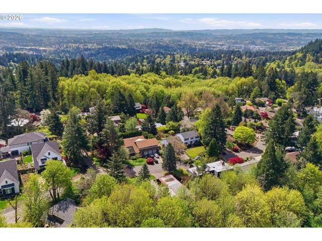 6011 Sw SALMON St, Portland, OR 97221