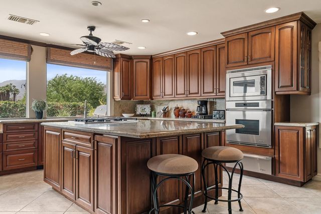 99 Conejo Circle, Palm Desert, CA 92260
