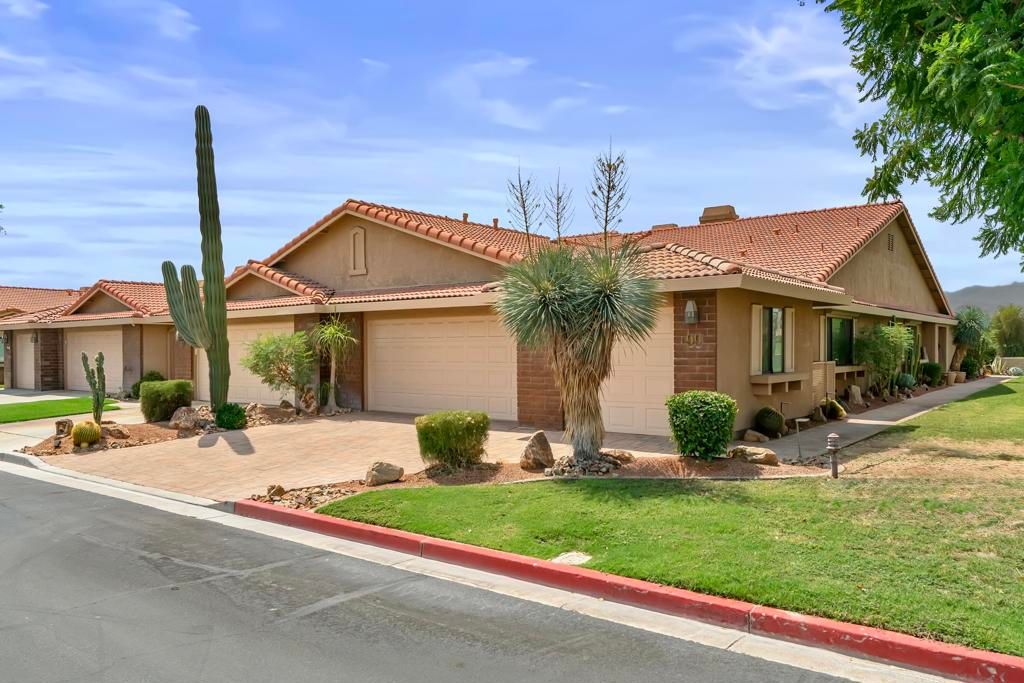 99 Conejo Circle, Palm Desert, CA 92260
