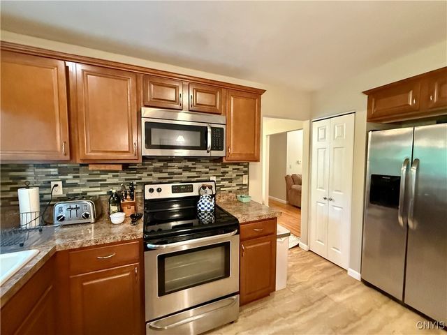 300 Holmes Street, Syracuse, NY 13210