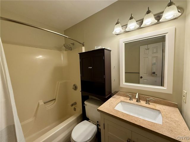 300 Holmes Street, Syracuse, NY 13210