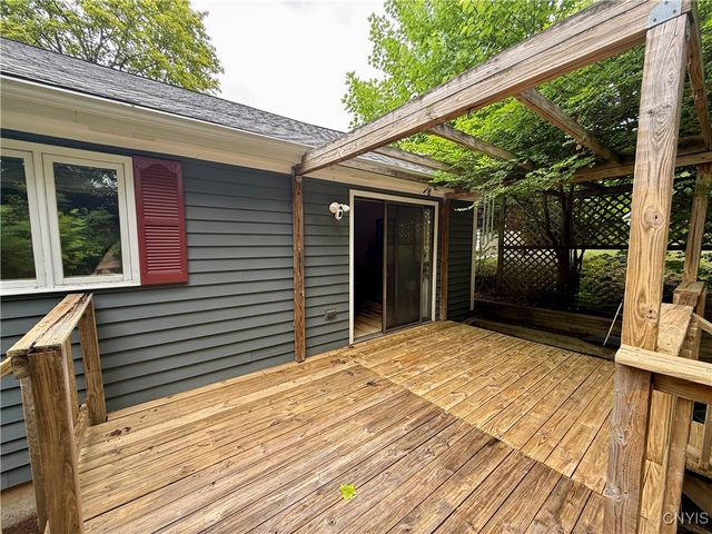 300 Holmes Street, Syracuse, NY 13210