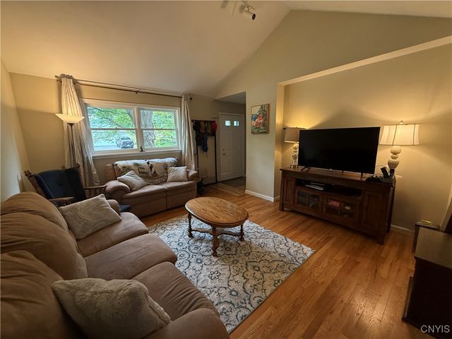 300 Holmes Street, Syracuse, NY 13210