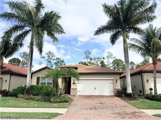 16432 Aberdeen WAY, Naples, FL 34110