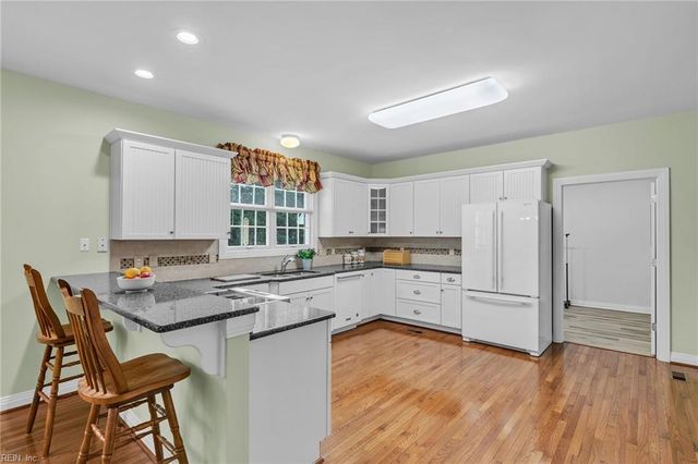 1500 Front Cove CT, Virginia Beach, VA 23454