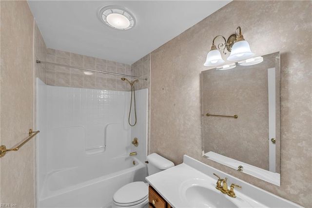 1500 Front Cove CT, Virginia Beach, VA 23454