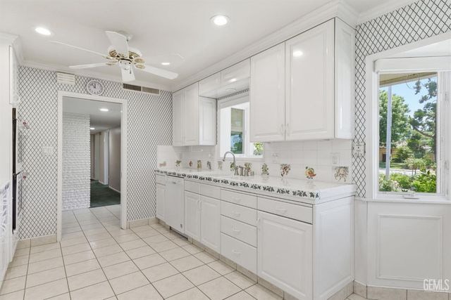 2511 Beech Street, Bakersfield, CA 93301