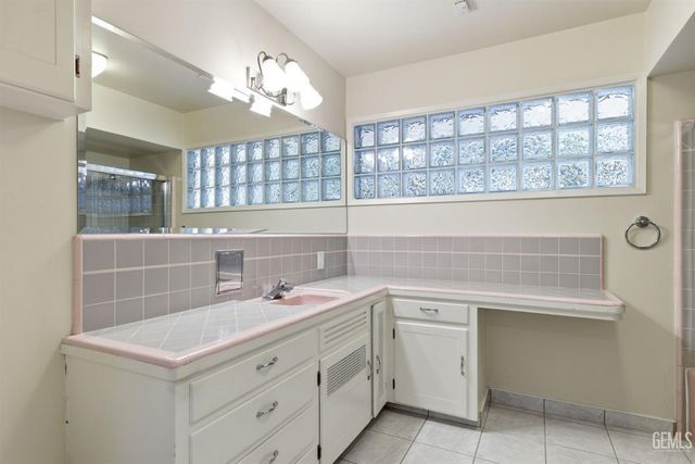 2511 Beech Street, Bakersfield, CA 93301