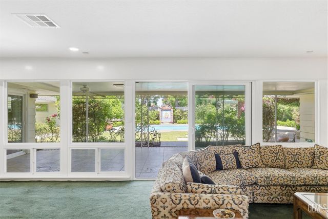 2511 Beech Street, Bakersfield, CA 93301