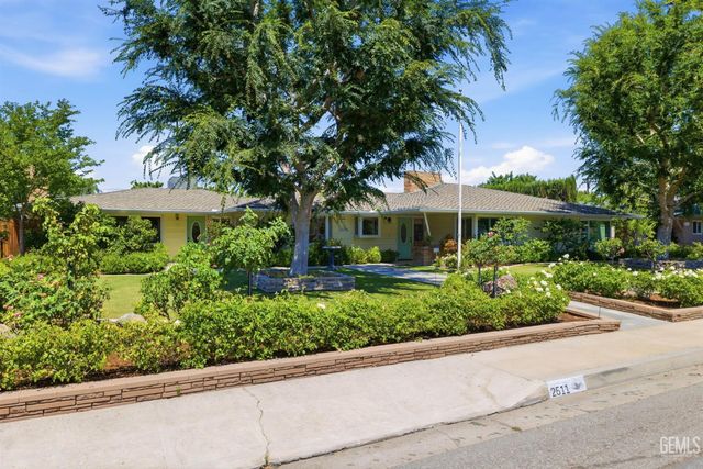 2511 Beech Street, Bakersfield, CA 93301