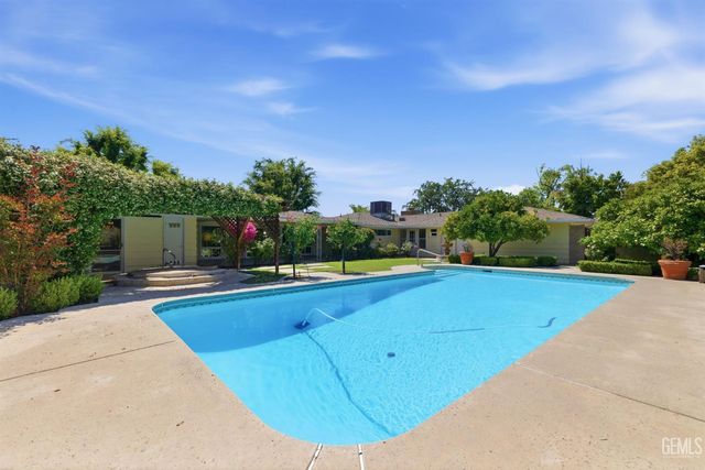 2511 Beech Street, Bakersfield, CA 93301