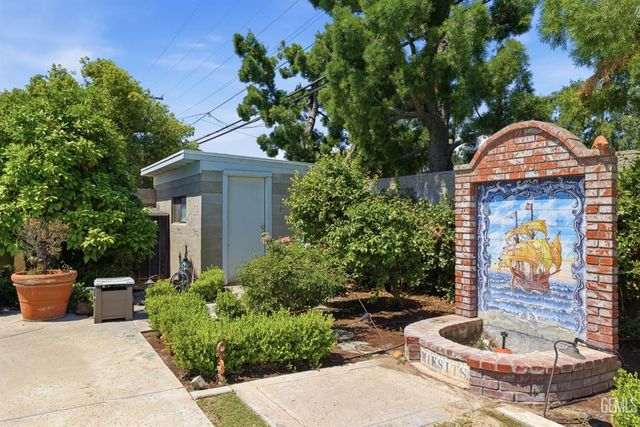 2511 Beech Street, Bakersfield, CA 93301
