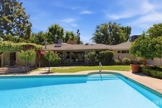 2511 Beech Street, Bakersfield, CA 93301