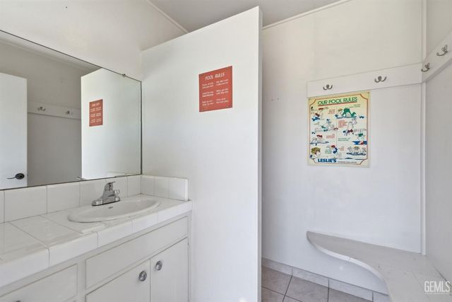 2511 Beech Street, Bakersfield, CA 93301