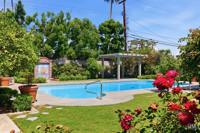 2511 Beech Street, Bakersfield, CA 93301