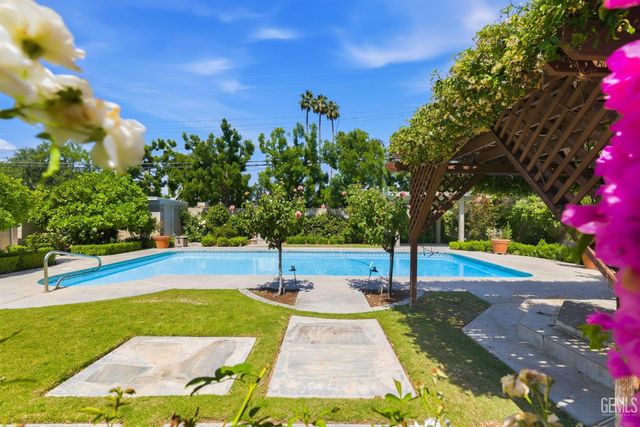 2511 Beech Street, Bakersfield, CA 93301