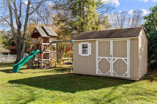 75 Allerton Road, Naugatuck, CT 06770