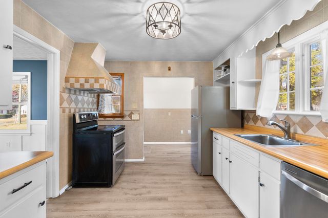 75 Allerton Road, Naugatuck, CT 06770