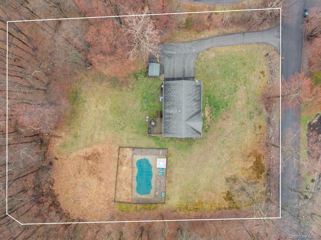 69 Ridge Road, Wallkill, NY 12589