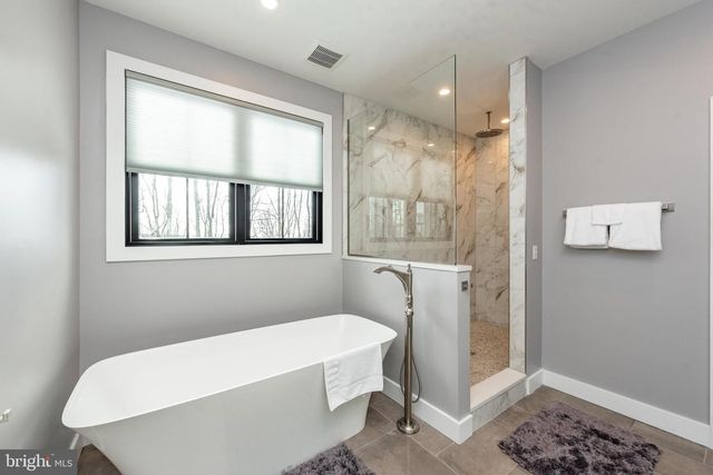 14 SUMMER CAMP LN, Mc Henry, MD 21541