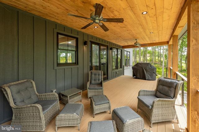 14 SUMMER CAMP LN, Mc Henry, MD 21541